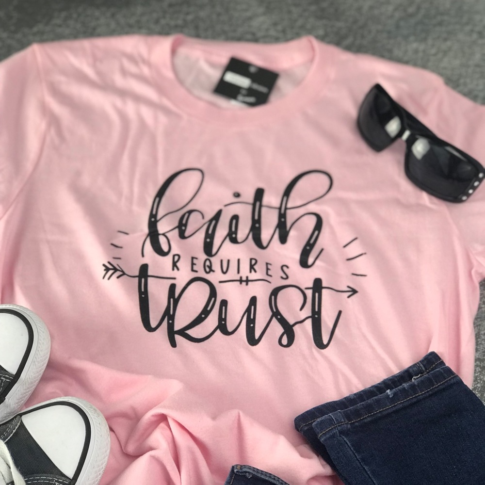 💥BRAND NEW💥Soft Pink T shirt - Picture 2 of 5
